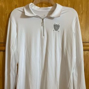 Women’s Bette & Court white sun protection shirt w/ mesh under sleeves